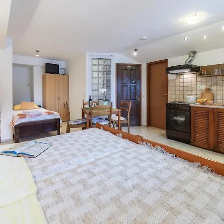 Apartman Gorgeous In With Wifi